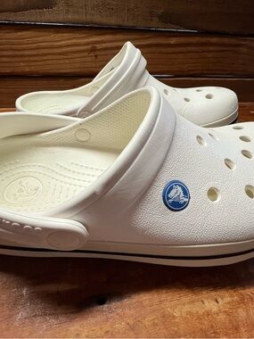 CROCS White Classic Clog with Blue Logo Accent